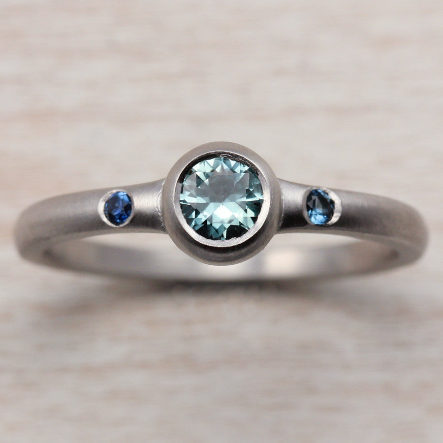 Montana Sapphire and Palladium Engagement Ring, Engagement Ring - Aide-mémoire Jewelry
