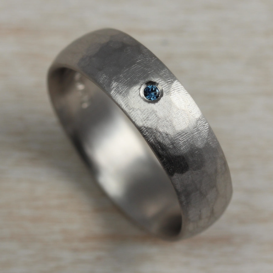 Stone Texture Hand-carved Classic Band with Australian Sapphire, Engagement Ring - Aide-mémoire Jewelry