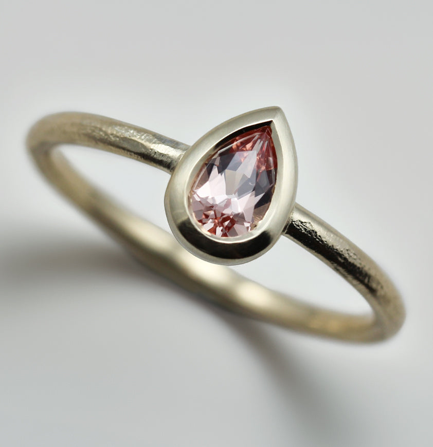 Pear Solitaire with Peach Padparadscha Sapphire in 14k Yellow Gold, Engagement Ring - Aide-mémoire Jewelry